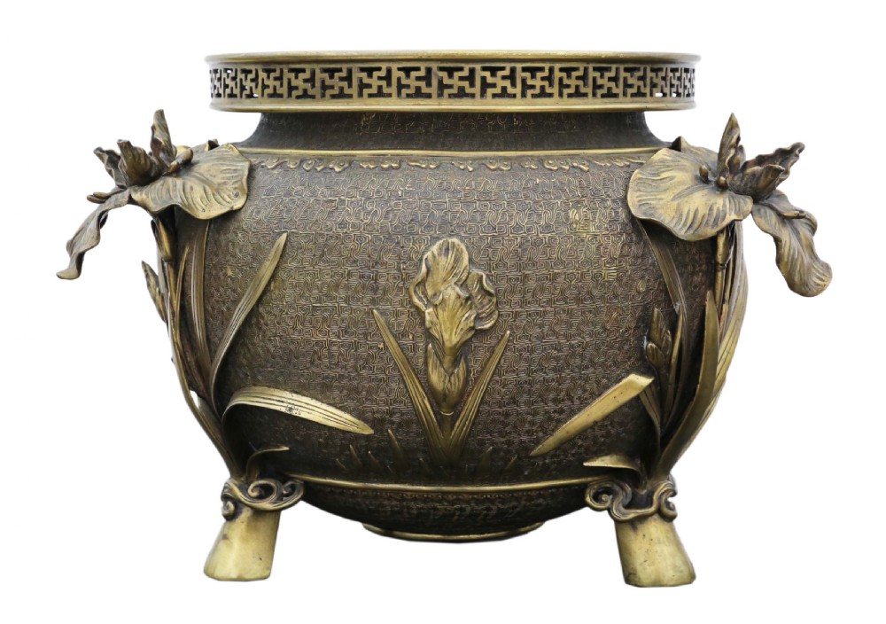 Oriental Japanese bronze Jardiniere Meiji Period View III