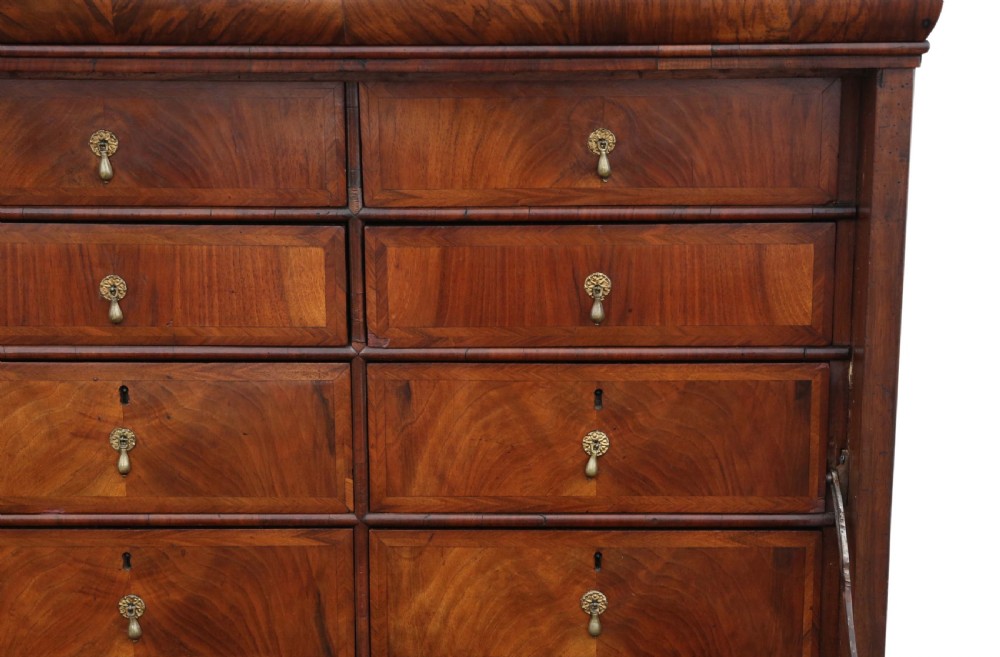 Queen Anne early 18th Century inlaid burr walnut escritoire desk View IV