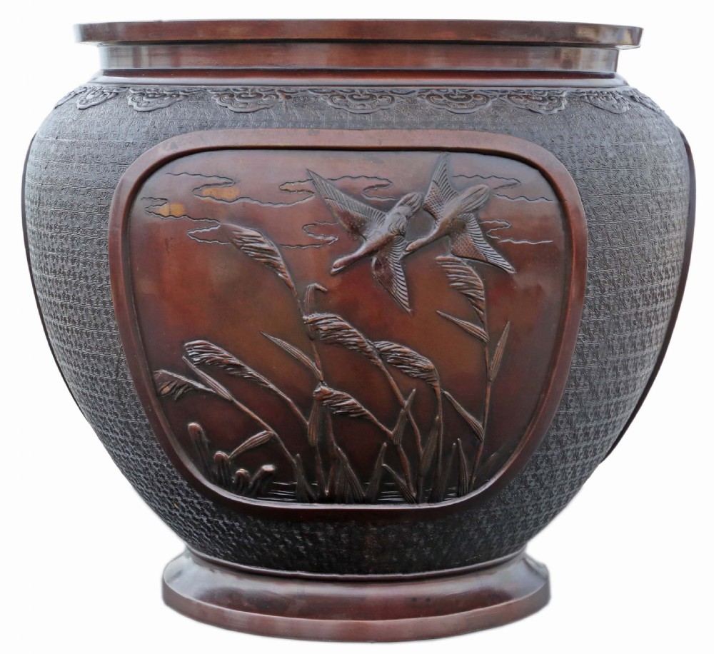 ANTIQUE FINE QUALITY LARGE ORIENTAL JAPANESE BRONZE JARDINIÈRE PLANTER MEIJI PERIOD 19TH CENTURY View II
