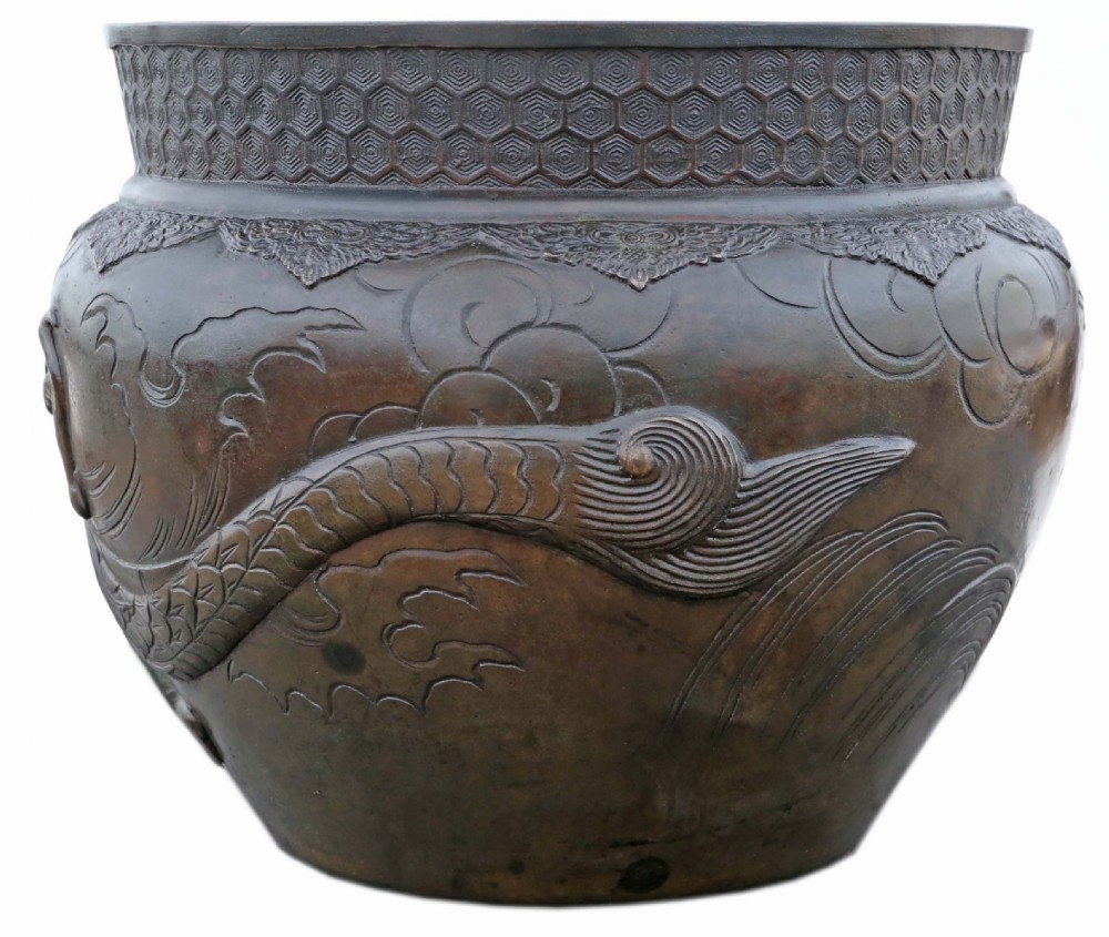 ANTIQUE FINE QUALITY LARGE ORIENTAL JAPANESE BRONZE JARDINIÈRE PLANTER MEIJI PERIOD 19TH CENTURY DRAGON View IV