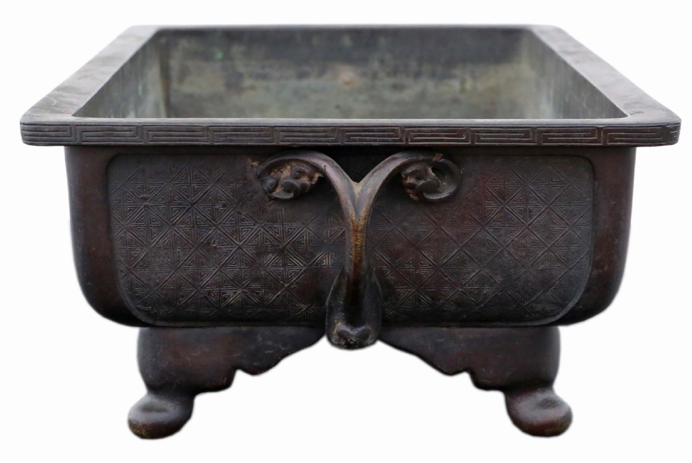 Antique Oriental Japanese large fine quality bronze jardinière planter Meiji Period C1880 Suiban Ikebana View II