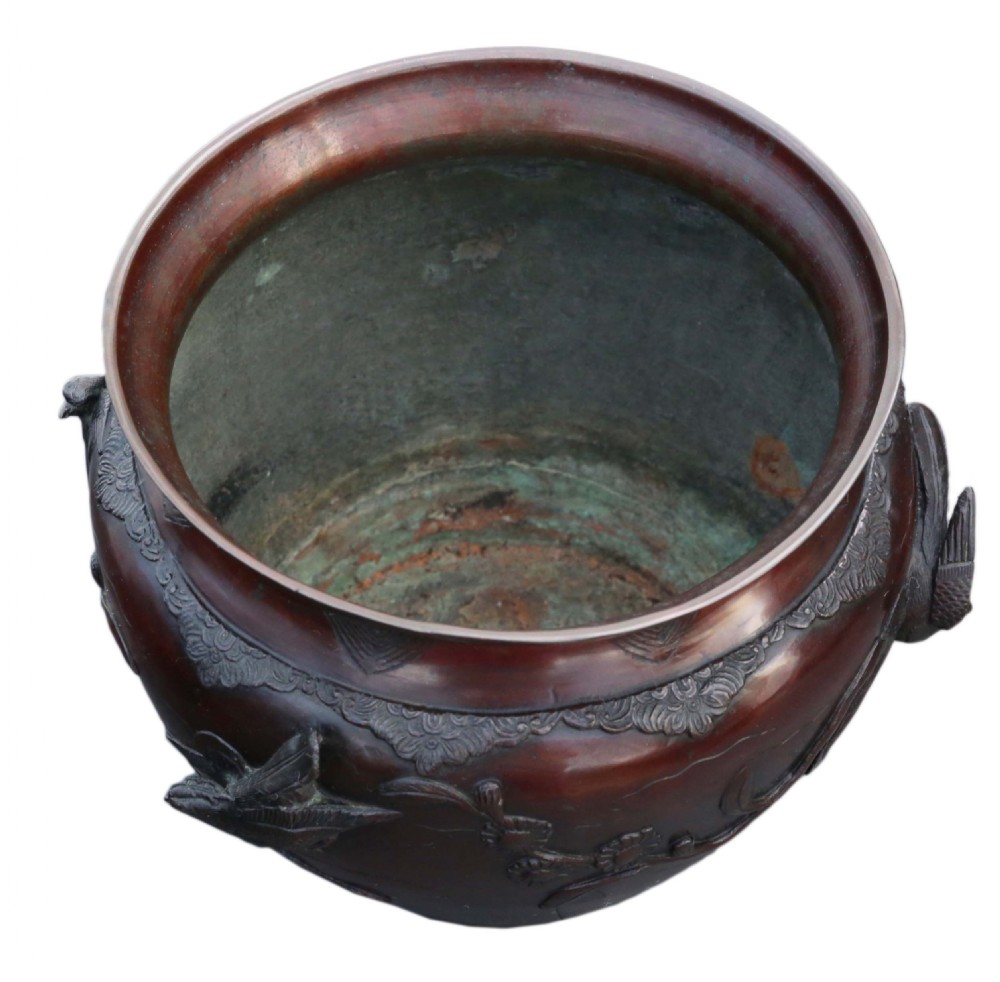 Antique large fine quality Oriental Japanese 19th Century Meiji Period bronze Jardinière planter View V