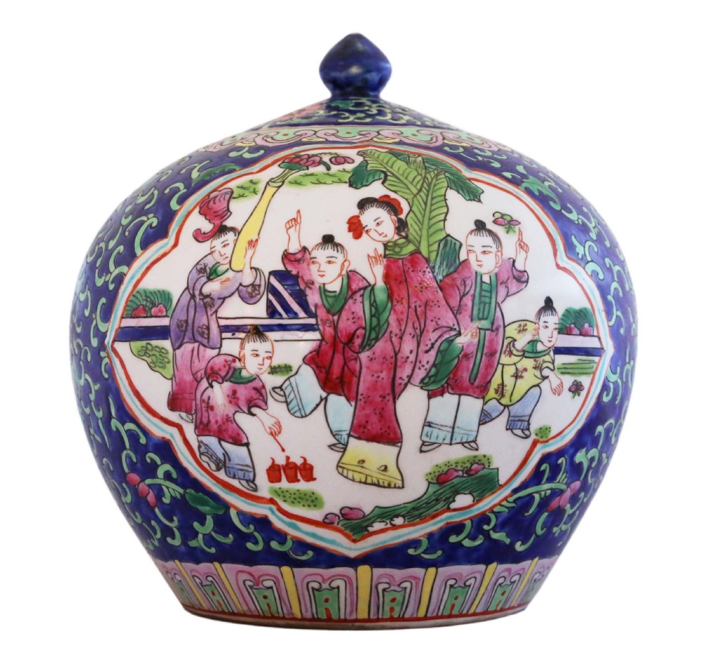 Antique large fine quality Oriental Chinese 19th Century TongZhi Ginger Temple Jar Famille Rose View III