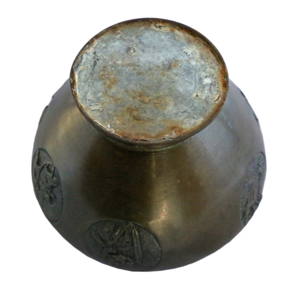 Antique quality Oriental Japanese bronze Jardinière planter Meiji Period Art Nouveau C1910 View X