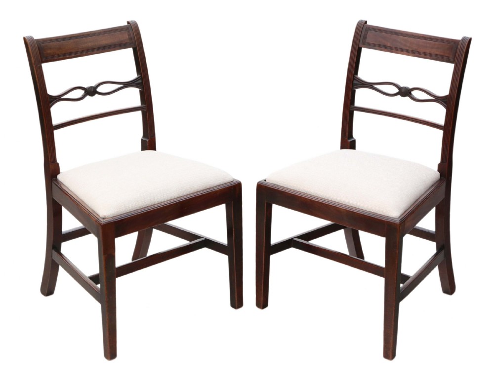 Antique quality pair of Georgian mahogany dining side hall bedroom chairs C1800