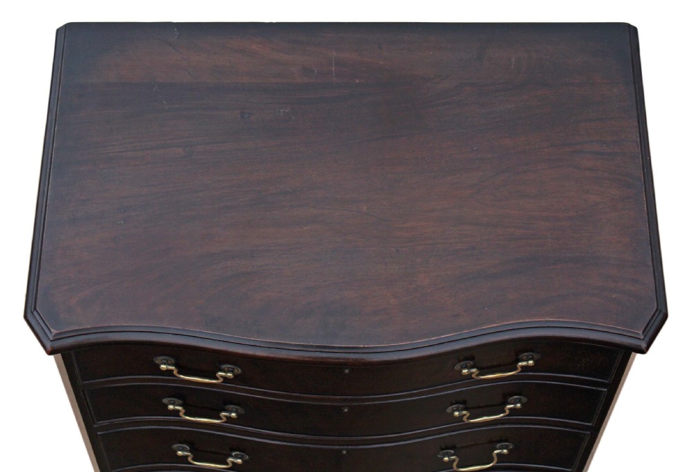 Antique quality Georgian revival small mahogany serpentine chest of drawers View III