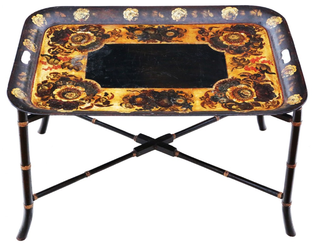 Antique quality Victorian 19th Century decorated black lacquer tray coffee table