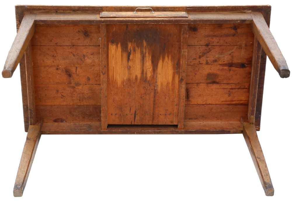 Antique farmhouse kitchen dining table with drawer C1900 View IV