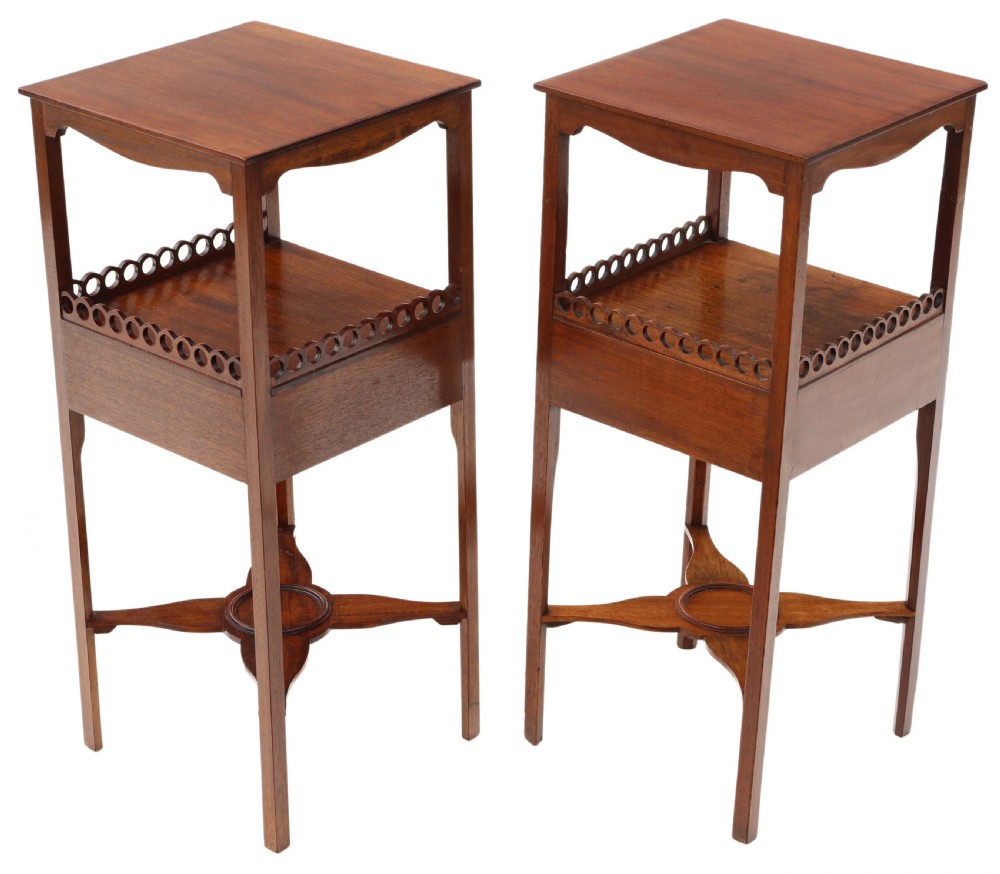 Antique fine quality pair of Georgian early 19th Century mahogany bedside tables View II