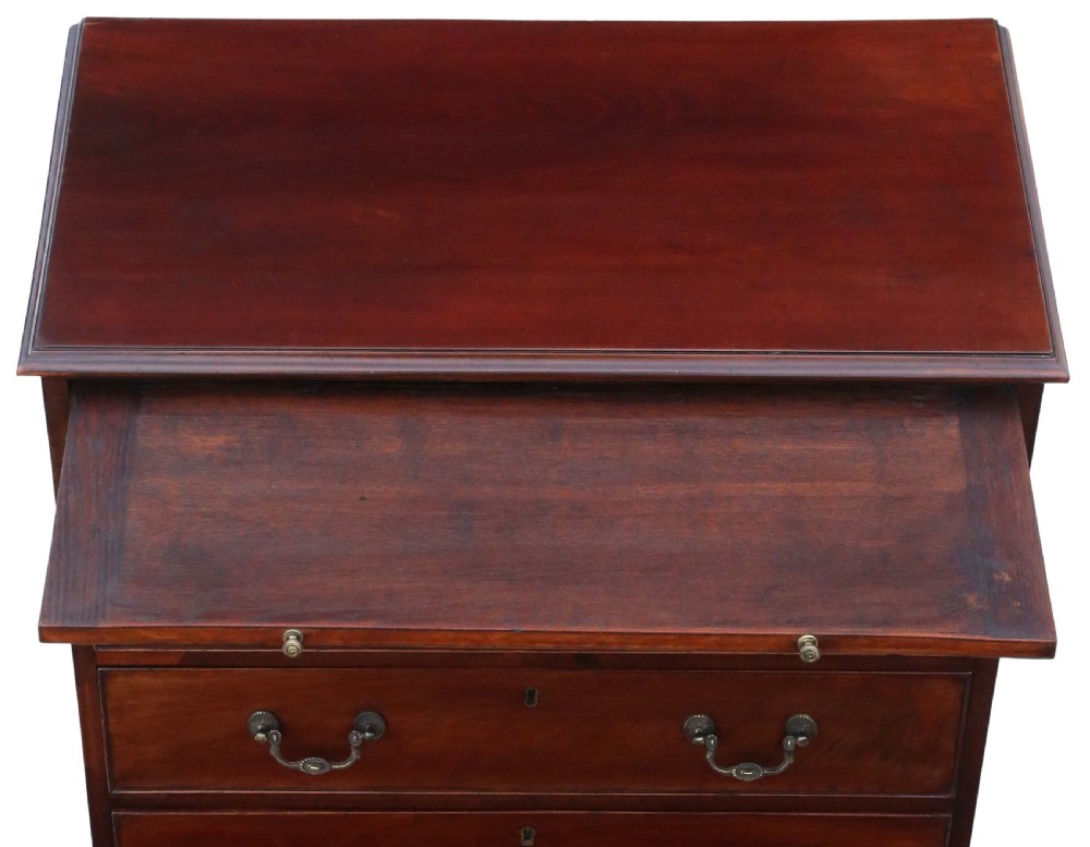 Antique fine quality Georgian 18th Century mahogany batchelor's chest of drawers View IV