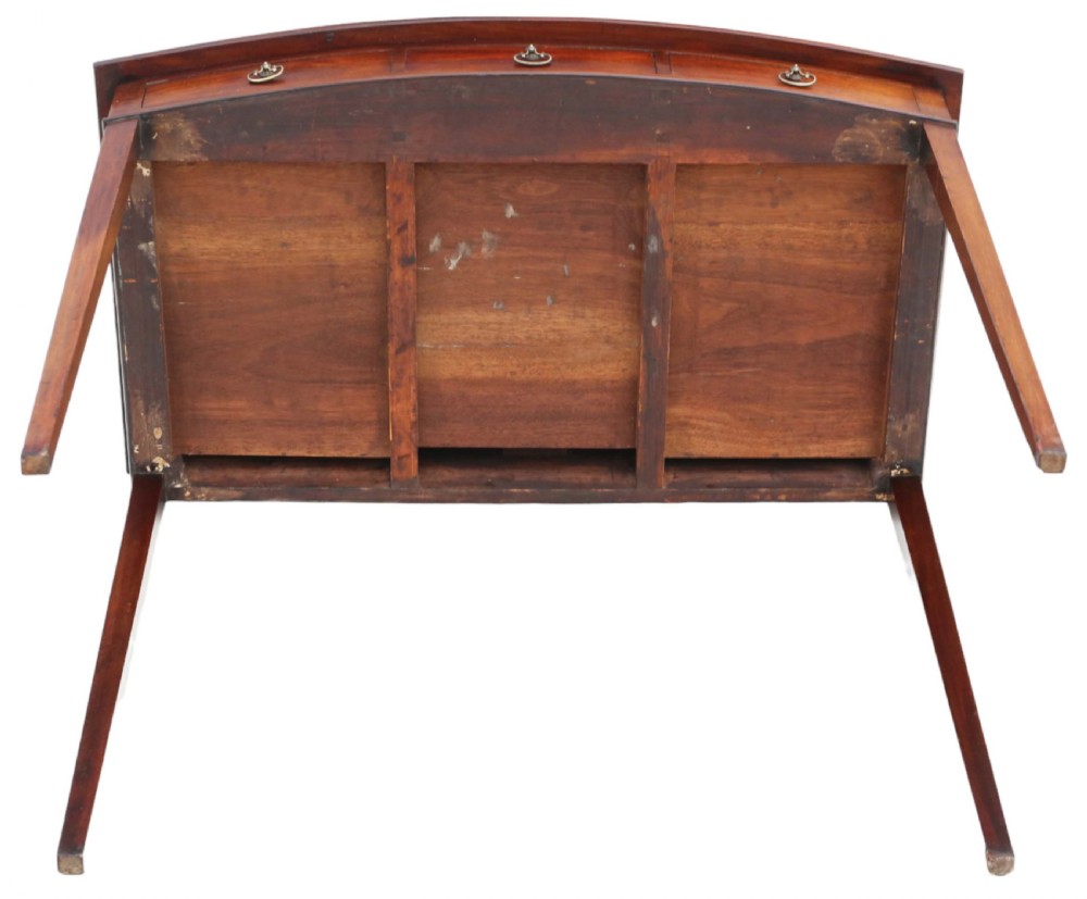 Antique fine quality 19th Century bow front mahogany dressing and writing table View VIII