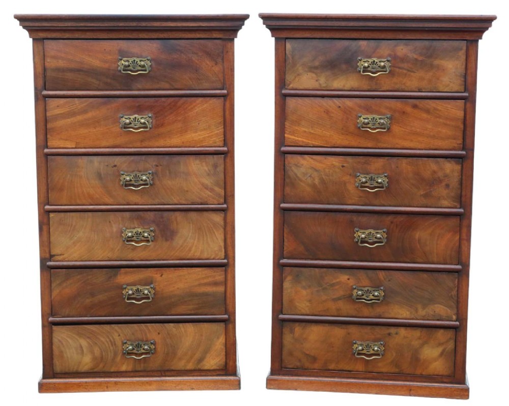 Pair of Quality Antique Flame Mahogany Chest of Drawers Bedside Tables