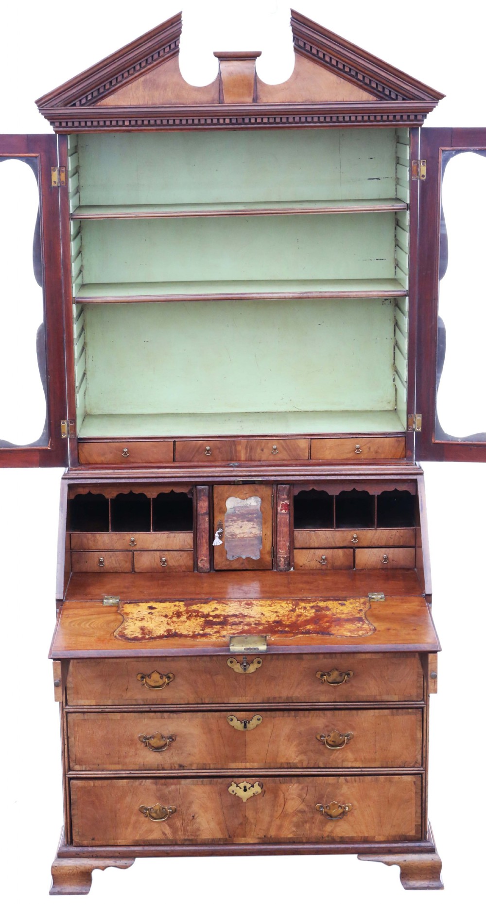 Large Antique Georgian Walnut Bureau Bookcase - High-Quality 18th Century Display Piece View X