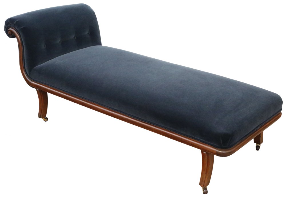 Antique 19th Century Mahogany Day Bed– Fine Quality