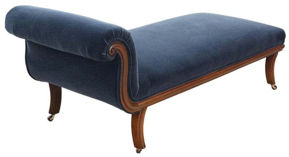 Antique 19th Century Mahogany Day Bed– Fine Quality View III