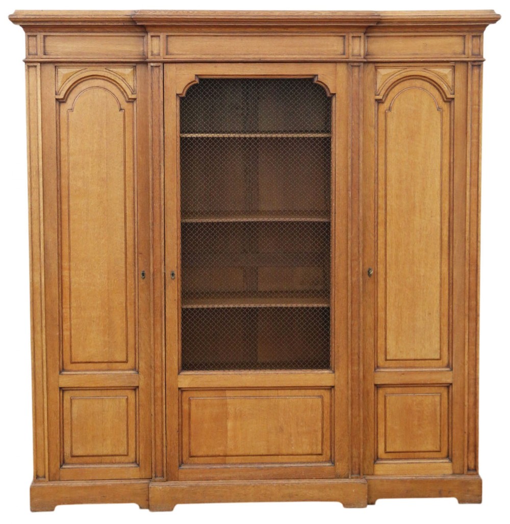 Antique c.1920 Large Light Oak Housekeeper’s Cupboard