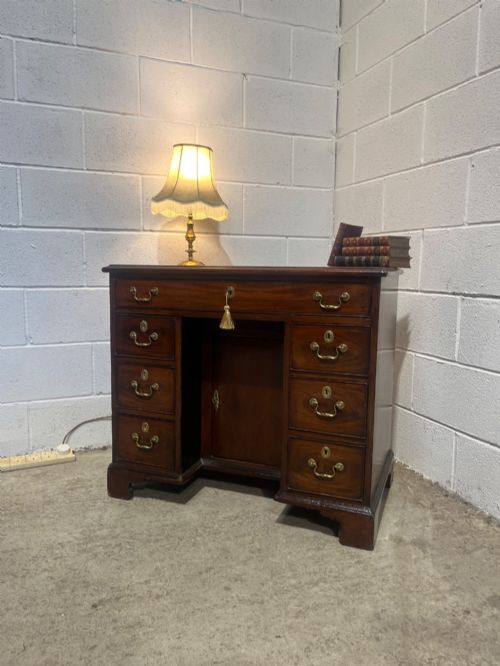 Antique George 3rd Mahogany Kneehole Desk
