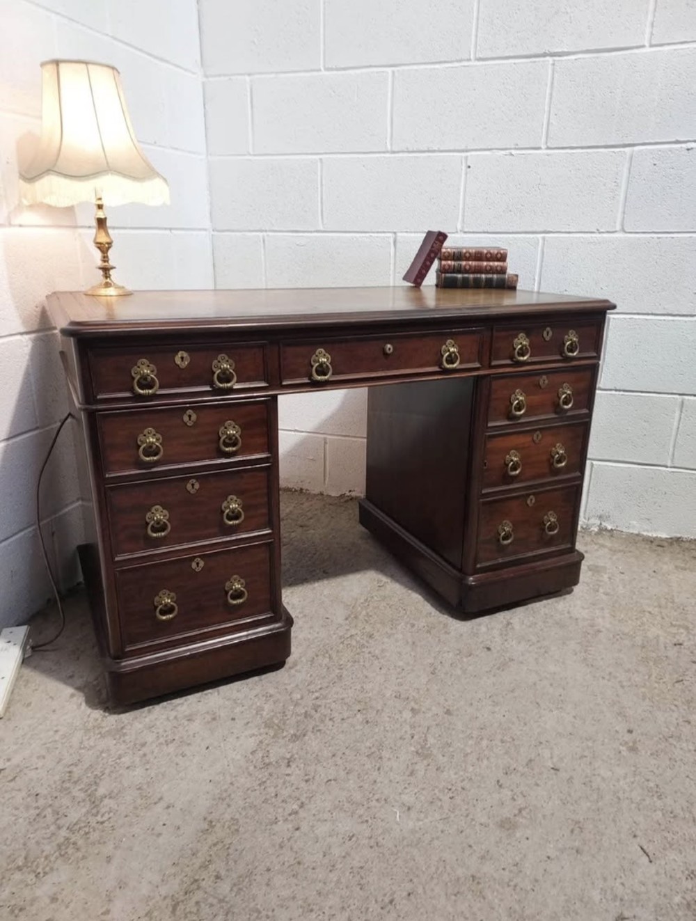 Antique 19th Century Mahogany Pedestal Desk