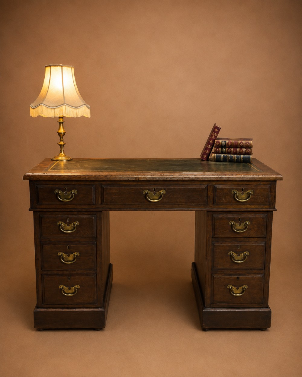 Antique Late 19th Century Free-Standing Oak Pedestal Desk