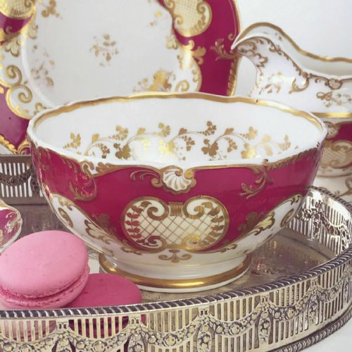 H and R Daniel Shell Shape Large Slop Bowl, Deep Pink/red