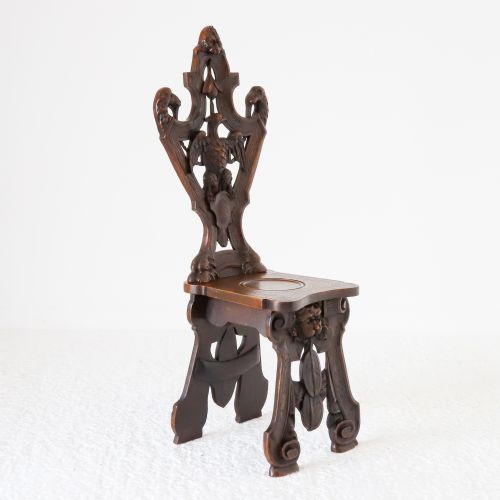 ITALIAN CARVED WALNUT SGABELLO HALL CHAIR C1900 - ADDITIONAL PHOTO 2