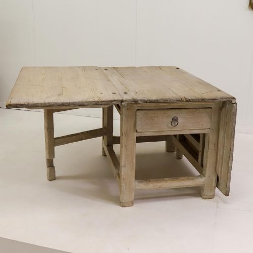 SWEDISH 18TH CENTURY GATELEG TABLE BASE WITH LATER WASH - ADDITIONAL PHOTO 5