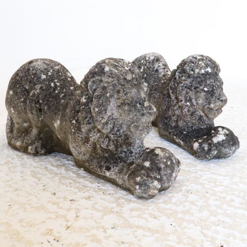 MIRRORED PAIR OF RECUMBENT LIONS IN CAST STONE - ADDITIONAL PHOTO 2