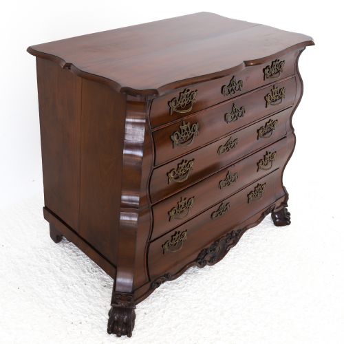 18TH CENTURY DUTCH FIGURED MAHOGANY BOMBE SHAPED CHEST - ADDITIONAL PHOTO 4