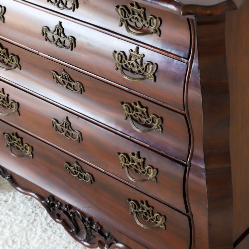 18TH CENTURY DUTCH FIGURED MAHOGANY BOMBE SHAPED CHEST - ADDITIONAL PHOTO 5