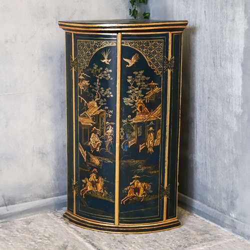 RARE FIND EARLY 18TH C C1710 CHINOISERIE BOW FRONTED CORNER CUPBOARD