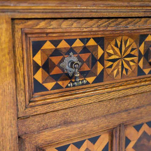 18TH CENTURY FRENCH OAK PARQUETRY MARQUETRY INLAY CUPBOARD CIRCA 1790 - ADDITIONAL PHOTO 5