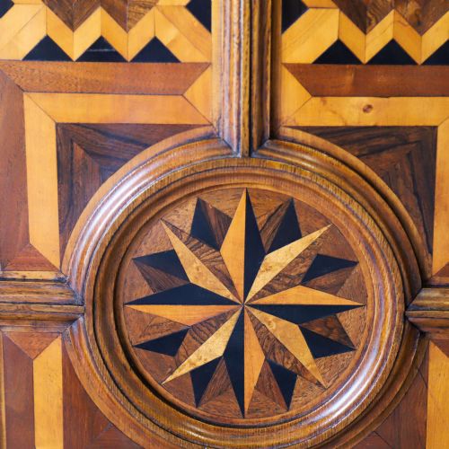 18TH CENTURY FRENCH OAK PARQUETRY MARQUETRY INLAY CUPBOARD CIRCA 1790 - ADDITIONAL PHOTO 12