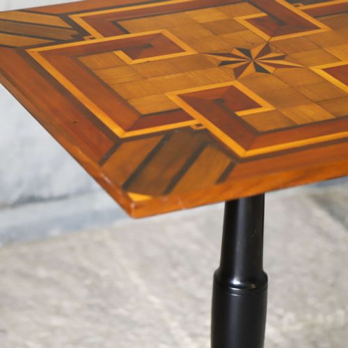 PAIR OF 19TH CENTURY GEOMETRIC PARQUETRY INLAY TOP SIDE TABLES - ADDITIONAL PHOTO 9