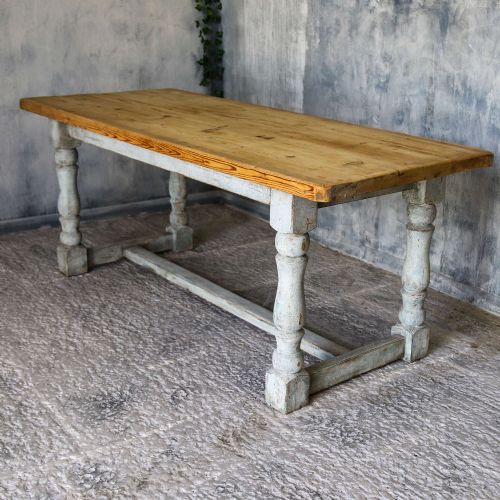 19TH CENTURY PINE FARMHOUSE DINING TABLE - ADDITIONAL PHOTO 4