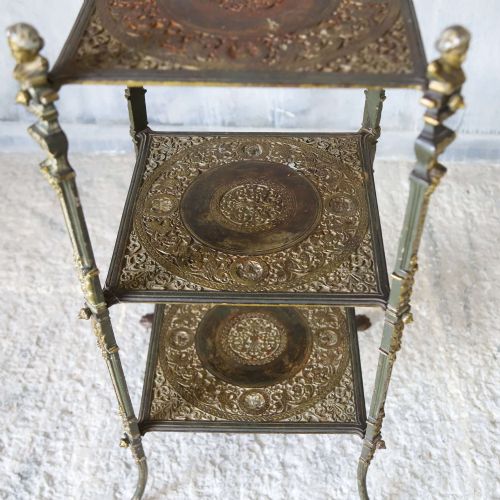 ANTIQUE ORNAMENTAL CAST IRON THREETIER TAGRE WITH FIGURAL DETAILS - ADDITIONAL PHOTO 3