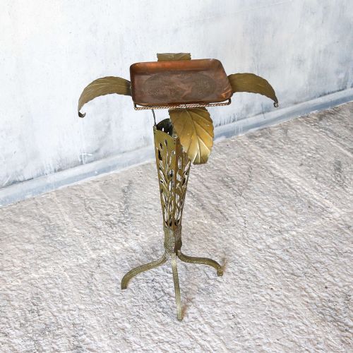 ITALIAN 1920S ART NOUVEAU BRASS SIDE TABLE WITH ENGRAVED COPPER TRAY - ADDITIONAL PHOTO 2