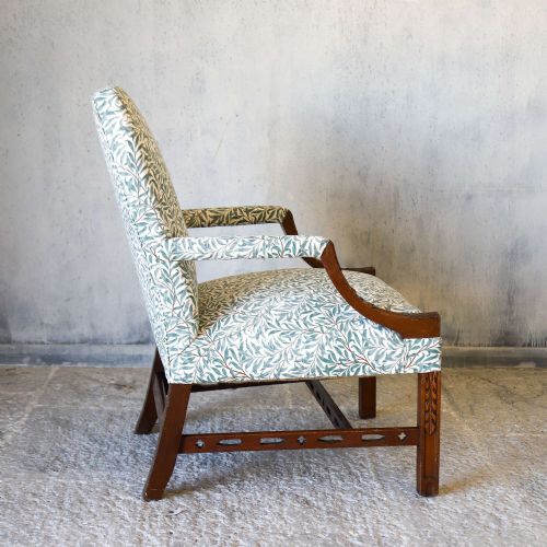 LARGE EARLY 20TH CENTURY C1920 OPEN ARMCHAIR GAINSBOROUGH STYLE - ADDITIONAL PHOTO 5