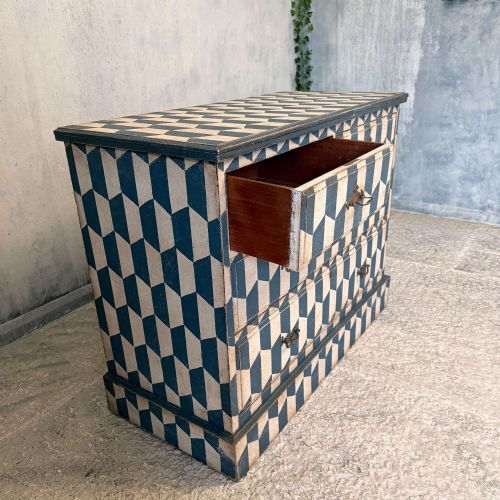 EDWARDIAN CHEST OF DRAWERS 2 OVER 2 HAND PAINTED GEOMETRIC BLUE WHITE - ADDITIONAL PHOTO 6