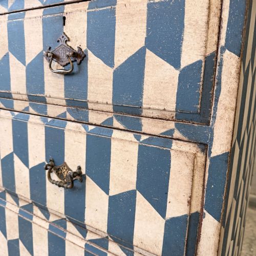 EDWARDIAN CHEST OF DRAWERS 2 OVER 2 HAND PAINTED GEOMETRIC BLUE WHITE - ADDITIONAL PHOTO 12