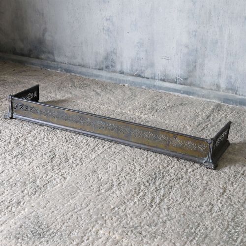 ENGLISH BRASS STEEL ART NOUVEAU FIREPLACE FENDER WONDERFULLY PATINATED C1890 - ADDITIONAL PHOTO 9