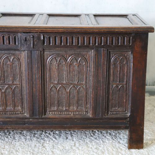 LATE 17THCENTURY CORNISH ECCLESIASTICAL OAK COFFER WITH GOTHIC CARVING CIRCA 1680 - ADDITIONAL PHOTO 3