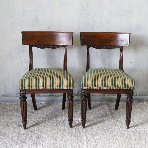 PAIR OF WILLIAM IV MAHOGANY SIDE CHAIRS WITH REGENCY STRIPE UPHOLSTERY C1830 - ADDITIONAL PHOTO 1
