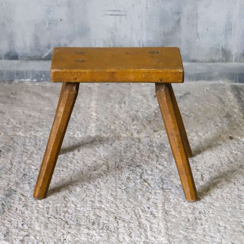 19TH CENTURY EASTERN EUROPEAN MILKING STOOL IN ORIGINAL YELLOW PAINT - ADDITIONAL PHOTO 6