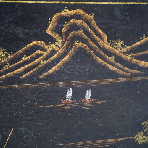 20TH CENTURY ENGLISH JAPANNED COFFEE TABLE WITH DECORATIVE PAINTED SCENES - ADDITIONAL PHOTO 4