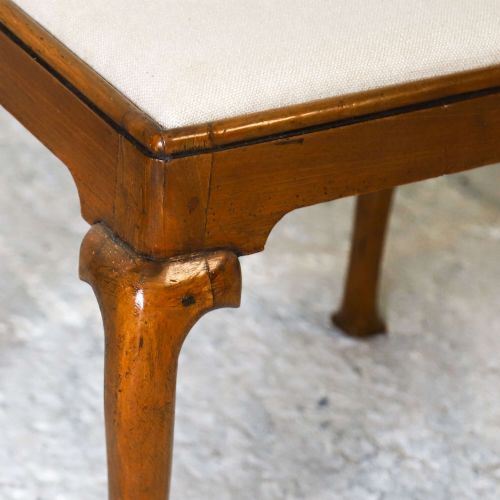 EARLY 18TH CENTURY GEORGE I WALNUT STOOL WITH CABRIOLE LEGS CIRCA 1720 - ADDITIONAL PHOTO 7