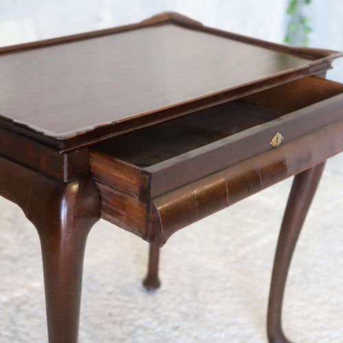 EARLY GEORGIAN GEORGE II CUBAN MAHOGANY TRAY TOP SILVER TABLE WITH CABRIOLE LEGS - ADDITIONAL PHOTO 1