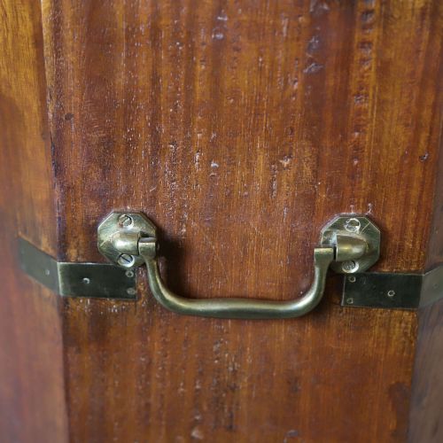 ANTIQUE CAMPAIGN CHEST WITH HINGED LIFTUP TOP - ADDITIONAL PHOTO 7