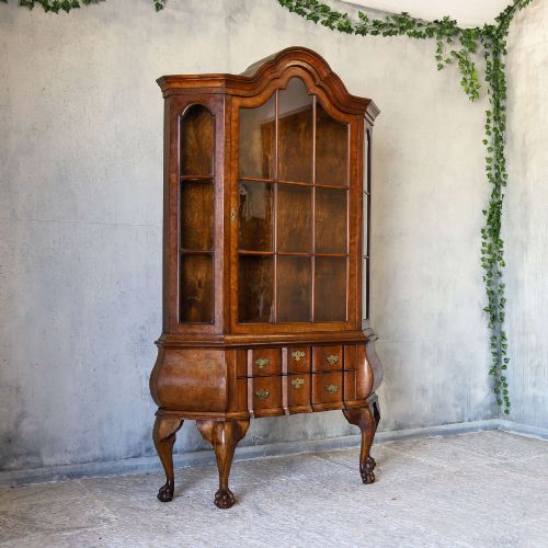 DUTCH WALNUTVENEERED BOOKCASE WITH GLAZED UPPER CABINET CIRCA 1920S - ADDITIONAL PHOTO 1
