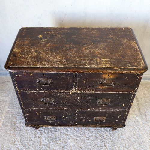ART NOUVEAU PINE CHEST OF DRAWERS IN ORIGINAL BROWN SCUMBLE PAINT ENGLAND C1900 - ADDITIONAL PHOTO 6