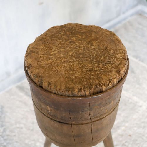 VINTAGE FRENCH CHARCUTERIE CHOPPING BLOCK IN OAK ELM SCULPTURAL RUSTIC BUTCHERS BLOCK - ADDITIONAL PHOTO 4